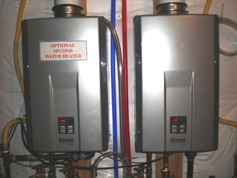 High efficiency tankless water heating system